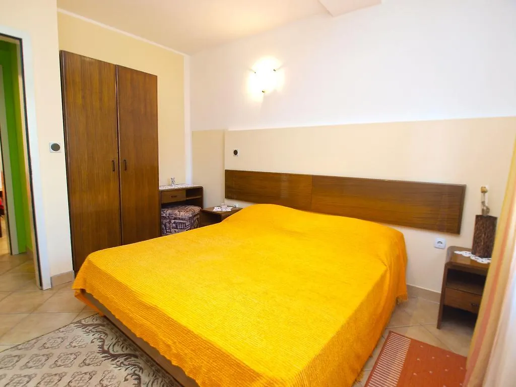 Apartments In Medulin 713