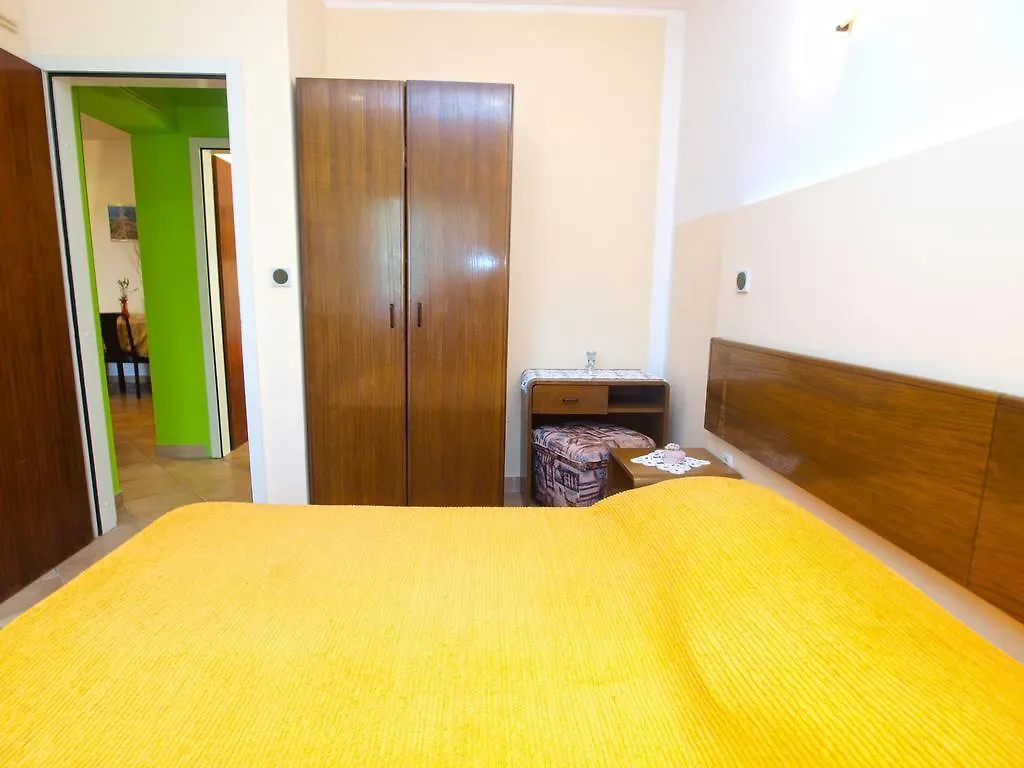 Apartments In Medulin 713